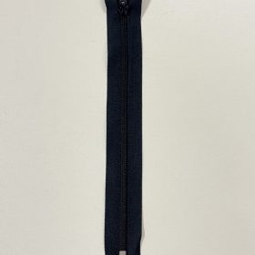 Cipzár / fekete 18 cm-es